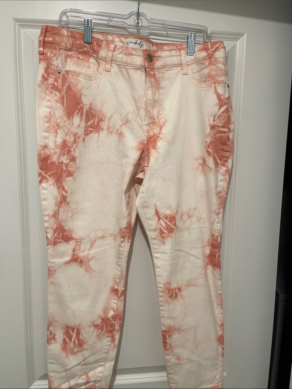Wonderly Peach and Cream Tie-Dye Jeans